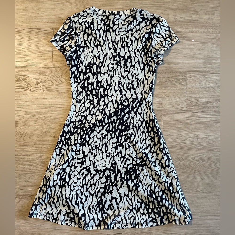 Topshop Patterned Dress - Picture 3 of 3